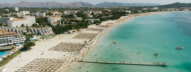 La España turística ha consumado su tragedia final: es tan cara que los españoles ya no pueden veranear en ella