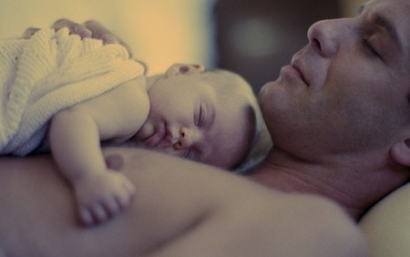 Congelada la ampliación del permiso de paternidad de cuatro a cinco semanas para los padres de bebés nacidos en 2018