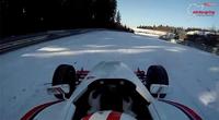 Recorriendo el Nordschleife cubierto de nieve... a bordo de un Formula 