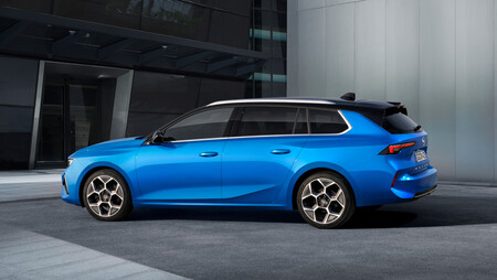 Opel Astra Sports Tourer 2023