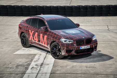 BMW X4 M delantera