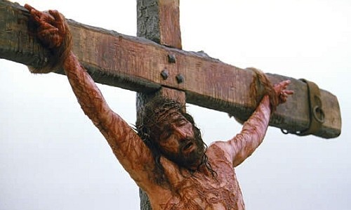jesusito-en-la-cruz.jpg