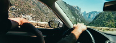 "Tenemos coches inteligentes pero no conductores inteligentes. Mueren de forma estúpida", según uno de los mayores expertos en Seguridad Vial de España