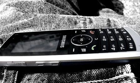 ¡Cuidado con los móviles gratis!