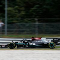 Valtteri Bottas se reivindica chafándole el plan a Lewis Hamilton para salir primero en la clasificación al sprint