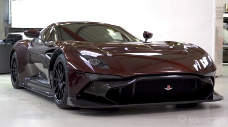 El único Aston Martin Vulcan de calle, en detalle