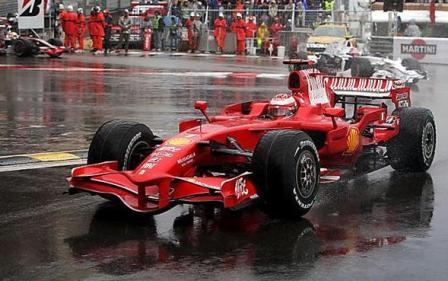 Kimi Raikkonen reconoce su desastrosa carrera y se disculpa con Sutil