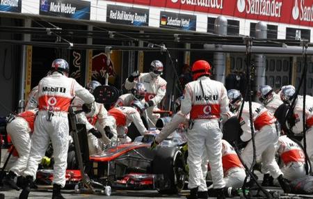 Jenson Button en una parada para la historia