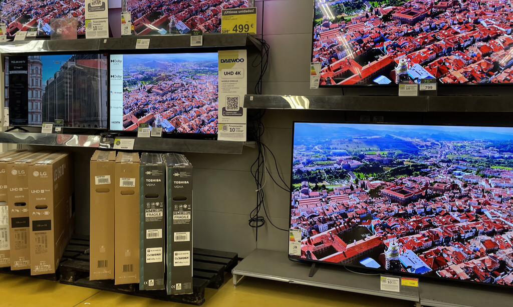 Carrefour ya está celebrando su Black Friday y esta tele Philips está a precio de outlet: cuesta menos de 300 euros 