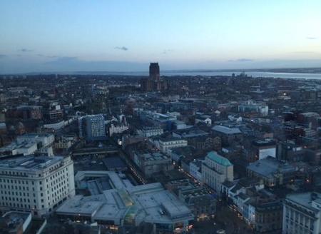 Liverpool desde las alturas: el faro St. John