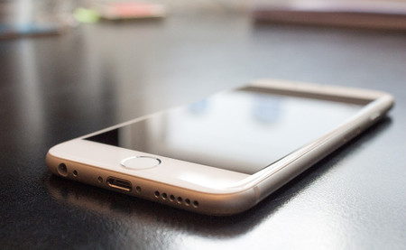 Mi empresa me exige tener smartphone para poder registrar las horas de trabajo