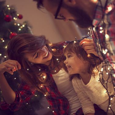 Villancicos de Navidad: las 25 más bonitas canciones navideñas para cantar en familia