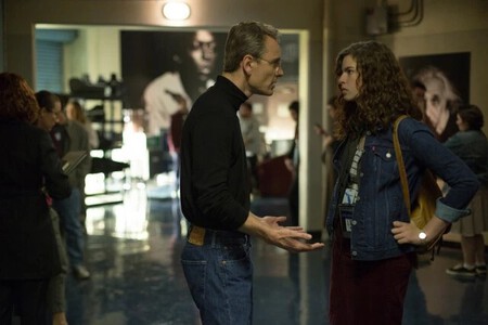 Andrea Cunningham e Steve Jobs representados no filme sobre o fundador da Apple