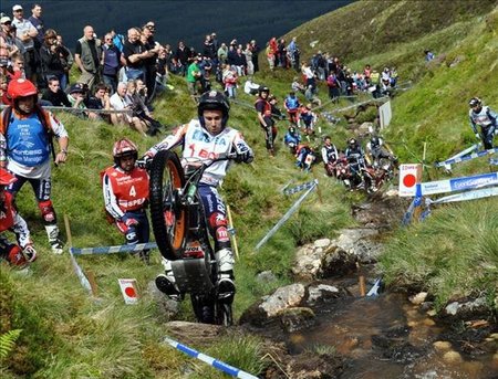 Doblete de los pilotos de Repsol en el Campeonato del Mundo de Trial