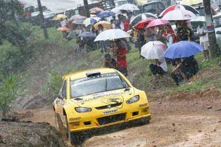 Difícil regreso a la competición de Chris Atkinson