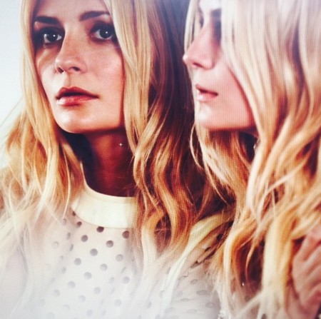 Lo de 'madre no hay más que una' que se lo cuenten a Mischa Barton, verás qué risa