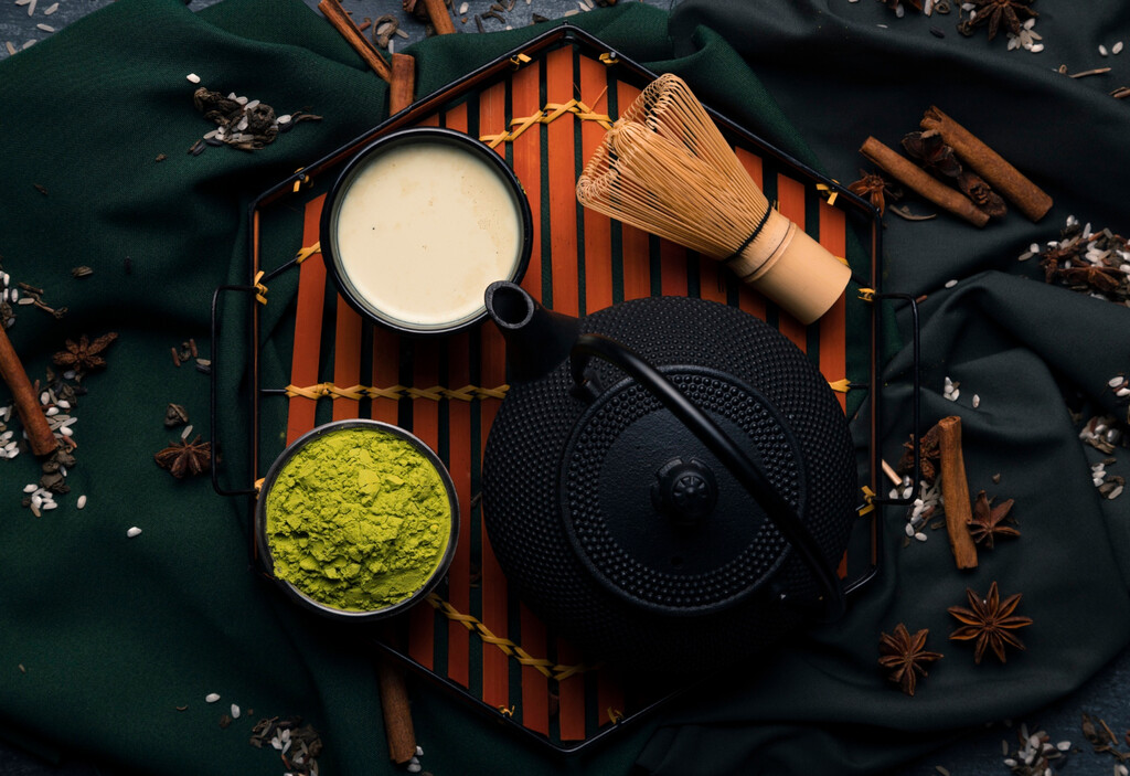El Corte Inglés vende el kit para preparar té matcha como lo hacen en Japón para beneficiarnos de sus propiedades