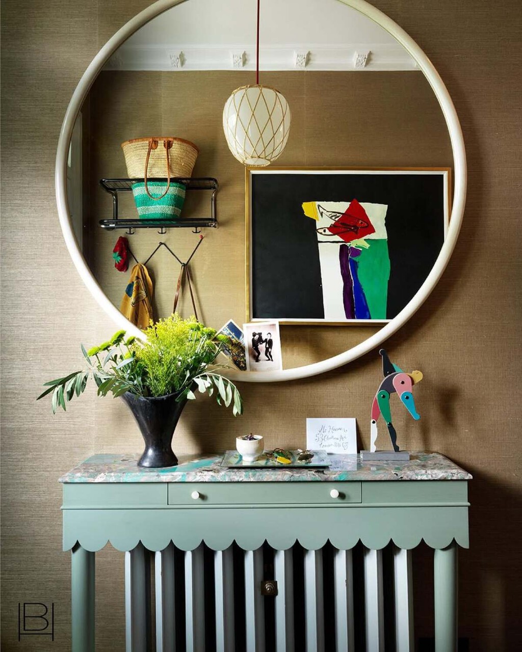 Tu pasillo estrecho tiene mucho más potencial del que crees con estas ideas sin obras para sacarle partido