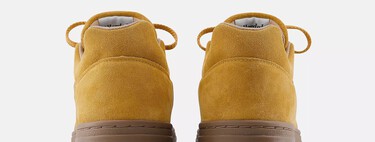 New Balance y sus zapatillas color té chai son el par perfecto para ir pensando en los mejores looks de otoño 