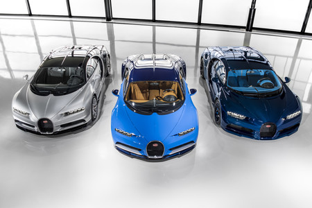 "Tenga señor, aquí está su Bugatti Chiron. Disfrute del fin de semana"