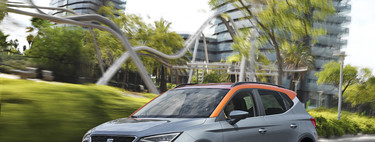 Probamos el SEAT Arona. Y sí, es un Ibiza en el que te sientas más alto