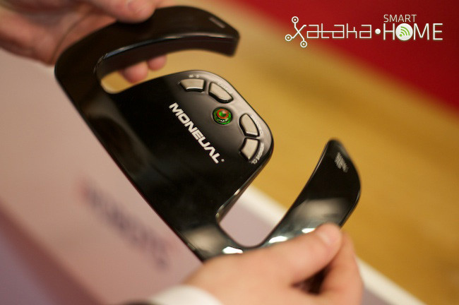 Moneual Rydis R750, el robot aspirador teledirigido [Innorobo 2013]