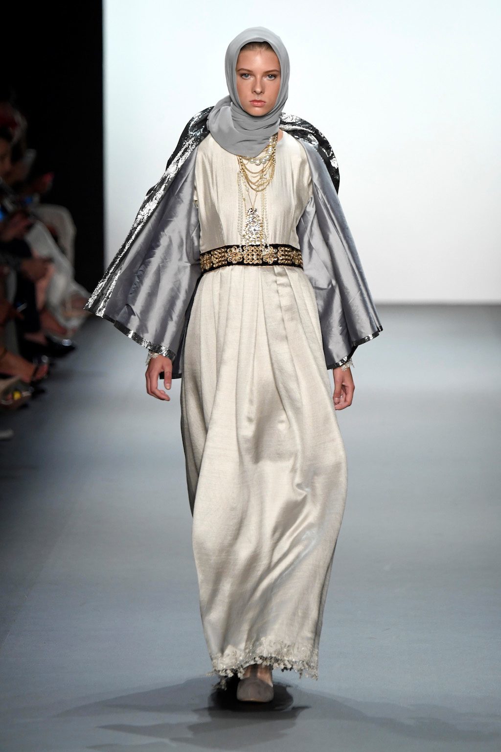 Foto de Anniesa Hasibuan (46/53)