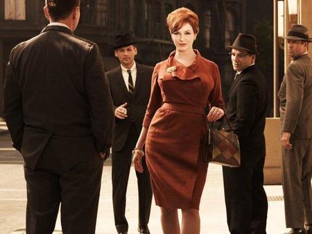 Christina Hendricks estaba on fire en una fiesta post-Tonys... literalmente