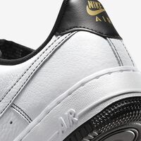 Las zapatillas Air Force 1 más minimalistas y versátiles, ahora en liquidación a mitad de precio en el outlet de Nike