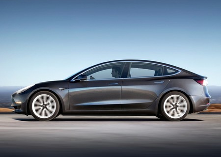 El Tesla Model 3 ya vende más que A4, Clase C o Serie 3 en EE. UU.