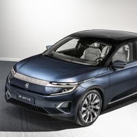 El SUV eléctrico chino Byton M-Byte y su mastodóntica pantalla, a la venta en Europa en 2021 desde 45.000 euros