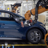El primer CUPRA Born sale de las líneas de producción