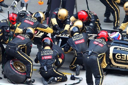 GP de Corea de F1 2011: Vitaly Petrov penalizado con cinco posiciones en India