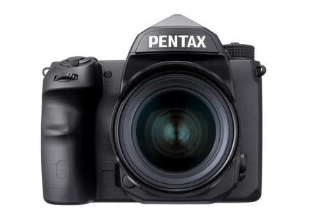 Pentax prepara una nueva réflex Full Frame de manera inminente