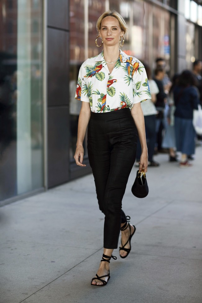 New York Str S18 702