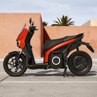 ¿Qué puede y qué no hacer una moto según el reglamento de tránsito? Te lo explicamos con la Nueva SEAT MÓ eScooter 125 