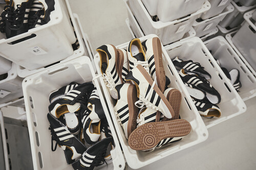 Adidas arrasa este Black Friday con as mayores rebajas hasta la fecha: todas las zapatillas, chaquetas y más casi regaladas 