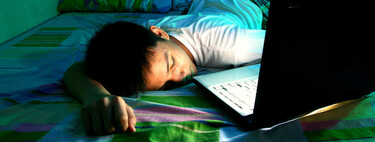 El uso de pantallas antes de dormir afecta a la calidad y duración del sueño de niños y adolescentes de entre 0 a 15 años 