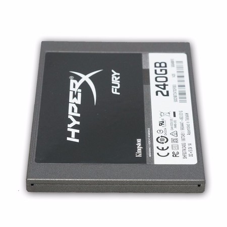 Disco duro SSD Kingston HyperX Fury de 240GB por 71 euros con este cupón de descuento