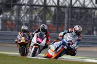 MotoGP Gran Bretaña 2012: Maverick Viñales gana la carrera ciclista de Silverstone 