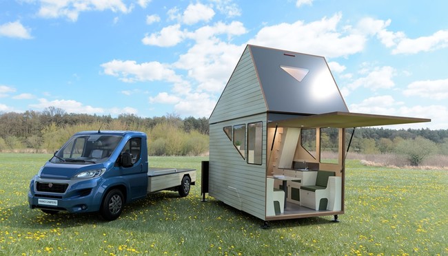 Esta versátil autocaravana modular tiene dos plantas, cocina completa y