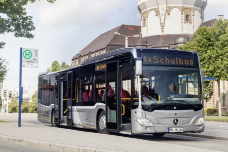 Daimler prepara un autobús eléctrico para 2018