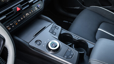 Kia New Sportage Gtline My26 Lunar Silver Interior Digital 1920x1080 003