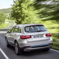 Mercedes-Benz podría aparcar por ahora el coche de hidrógeno para centrarse en camiones de pila de combustible