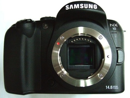 Se filtran la Samsung NX-10 y el Samsung 30mm f/2.0