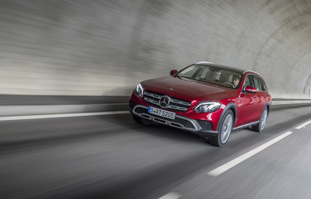 E350d 4matic All Terrain Designo Hyacinth Red Metallic 290