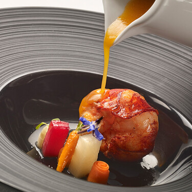 Lleva tu receta de sopa de pescado esta Navidad a un nivel superior con los trucos de estos cuatro chefs 