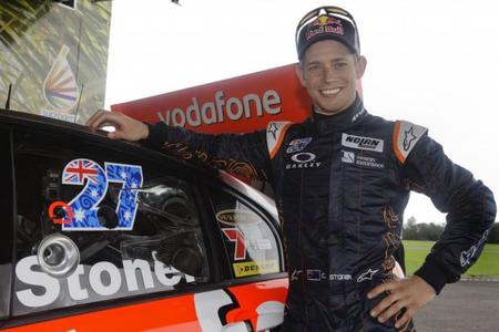 Casey Stoner quiere participar en las V8 Supercar Series