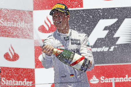El futuro de Michael Schumacher se conocerá en seis semanas