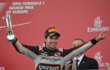 Checo Pérez sube de nuevo al podio con un tercer lugar en el Gran Premio de Bakú